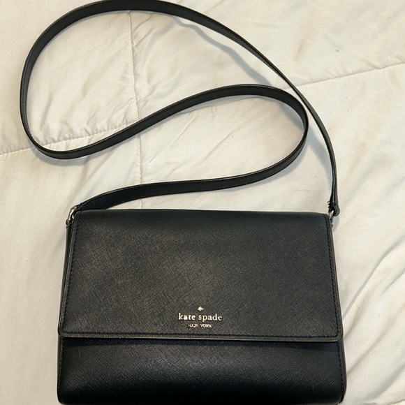 Kate spade shoulder or cross body bag - Picture 3 of 3